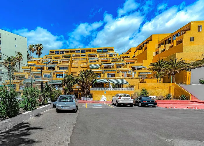 Newly Renovated 2 Min From Playa La Arena *